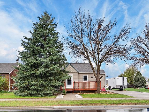 2nd image of 3019 N Presentation Ct