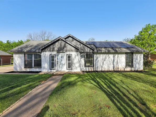 306 Shady Oak Rd, Keene, TX 76059