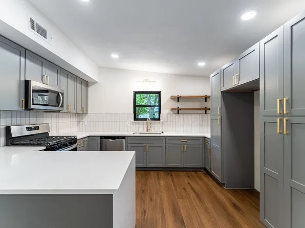 5300 Stephanie Dr, Fort Worth, TX 76117