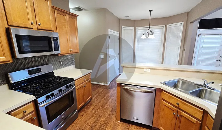 223 Elmbrook Ln — Photo 13