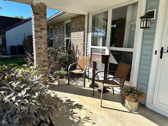 4th image of 3432 Sussex Ln