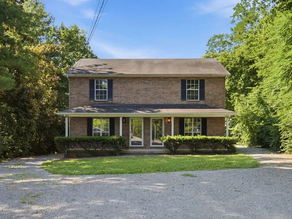 379 Wales Dr, Nashville, TN 37211