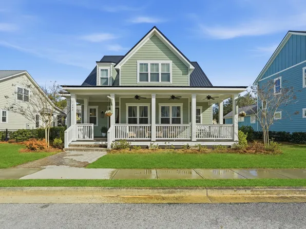 142 Salt Marsh Dr, Midway, GA 31320