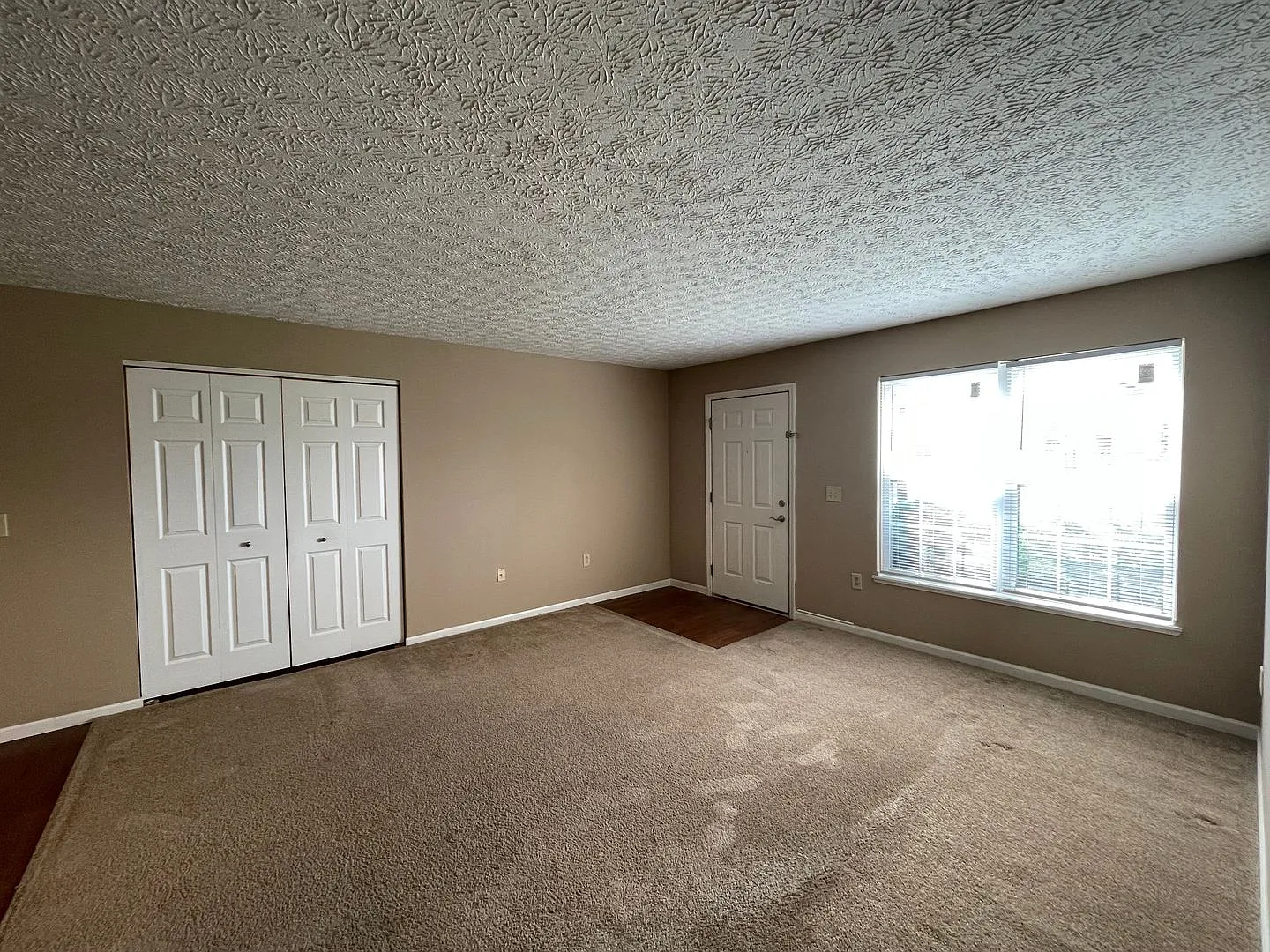 5558 Garden Ridge — Photo 4