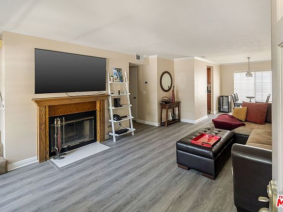 4th image of 154 N Meridith Ave APT 7