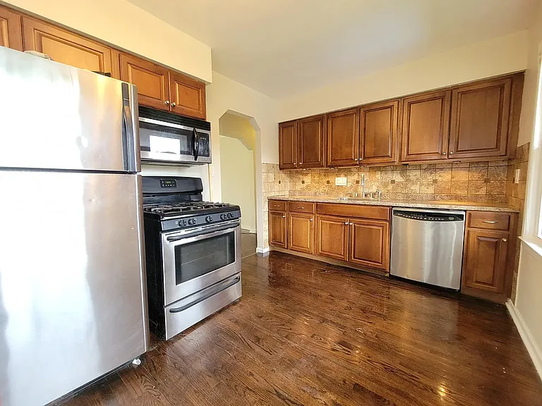 26265 W Six Mile Rd — Photo 23