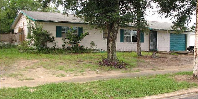 1st image of 7226 Pinion Dr