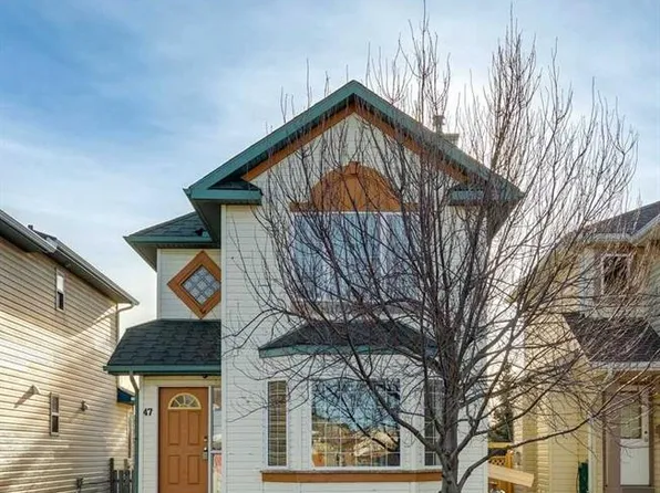47 N Covewood Park NE, Calgary, AB T3K 4T2