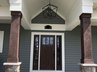 3484 Winding Stream Dr NW, Grand Rapids, MI 49544