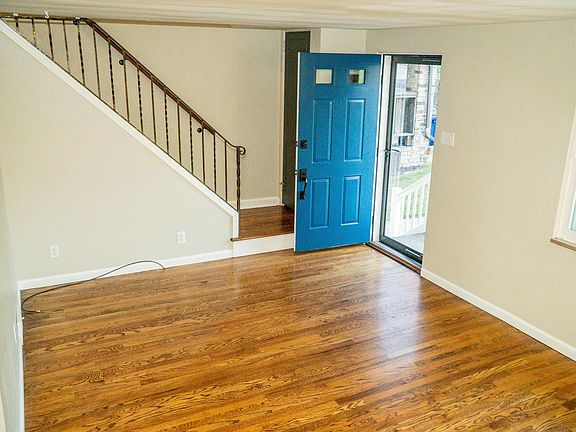 2nd image of 2120 Parklyn St