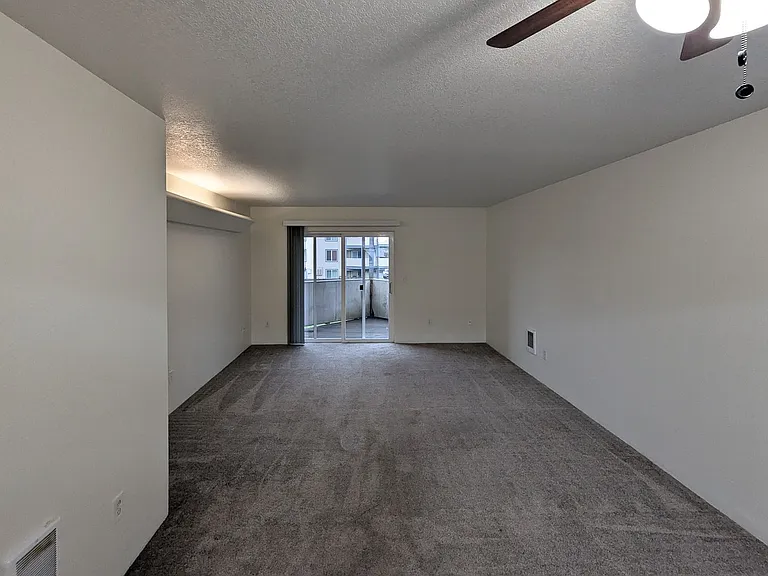 North Salem Apartment Complex With Washer/Dryer! ~ Camelot — Photo 20