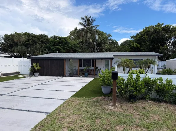 310 NE 12th Ave, Pompano Beach, FL 33060