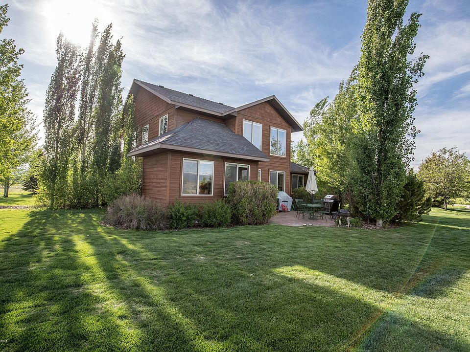 1st image of 1815 Gleneagle Dr