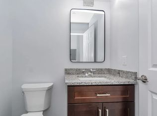 116 Fletcher St #11, Lowell, MA 01854