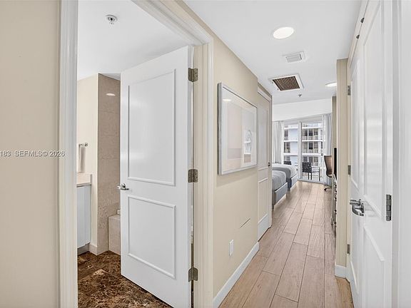 4th image of 505 N Fort Lauderdale Beach Blvd #2412