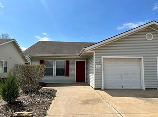 721 Meadow Ln #A, Peculiar, MO 64078