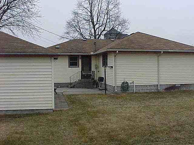 2nd image of 3816 Adamy St