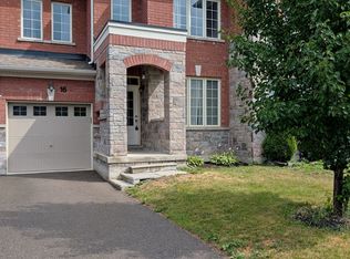 16 Frederick Pearson St, East Gwillimbury, ON L9N 0R9