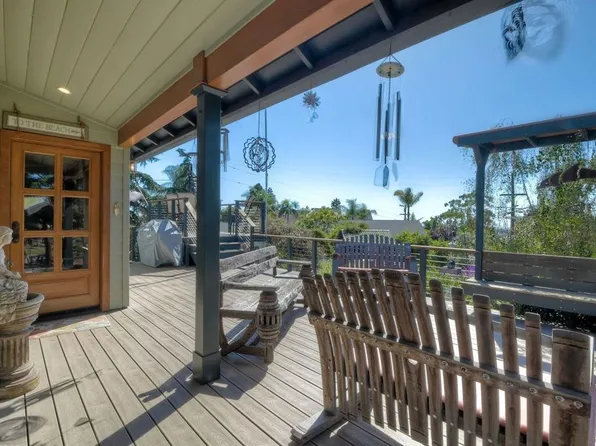 1818 Avocado Rd, Oceanside, CA 92054