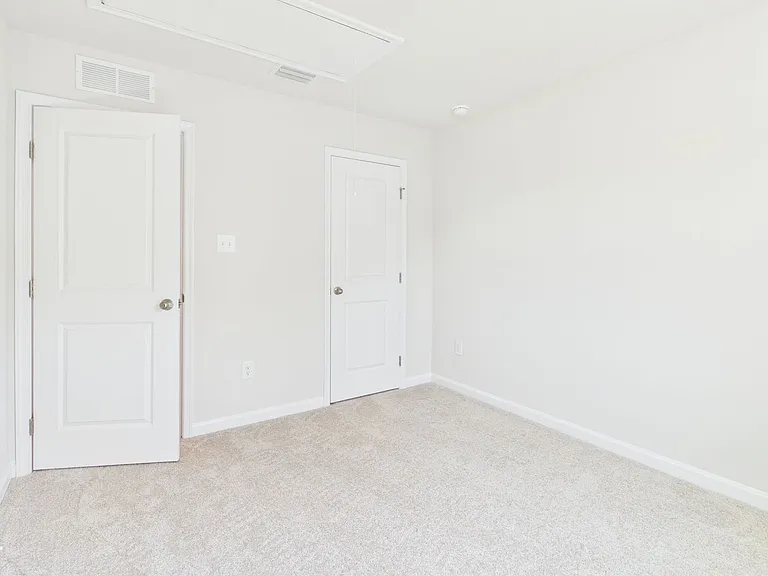 2945 Travis Ln — Photo 15