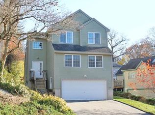 57 Circuit Ave N, Worcester, MA 01603