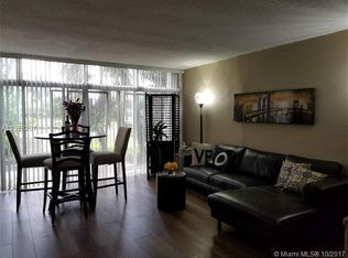 6810 Brookline Dr #6810, Hialeah, FL 33015