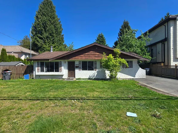 7030 130th St, Surrey, BC V3W 4J7