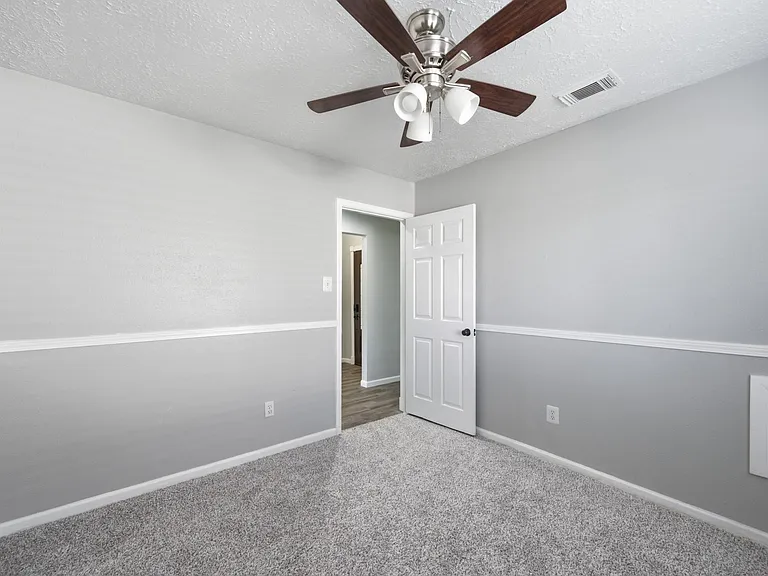 1805 Whitebriar Dr — Photo 23