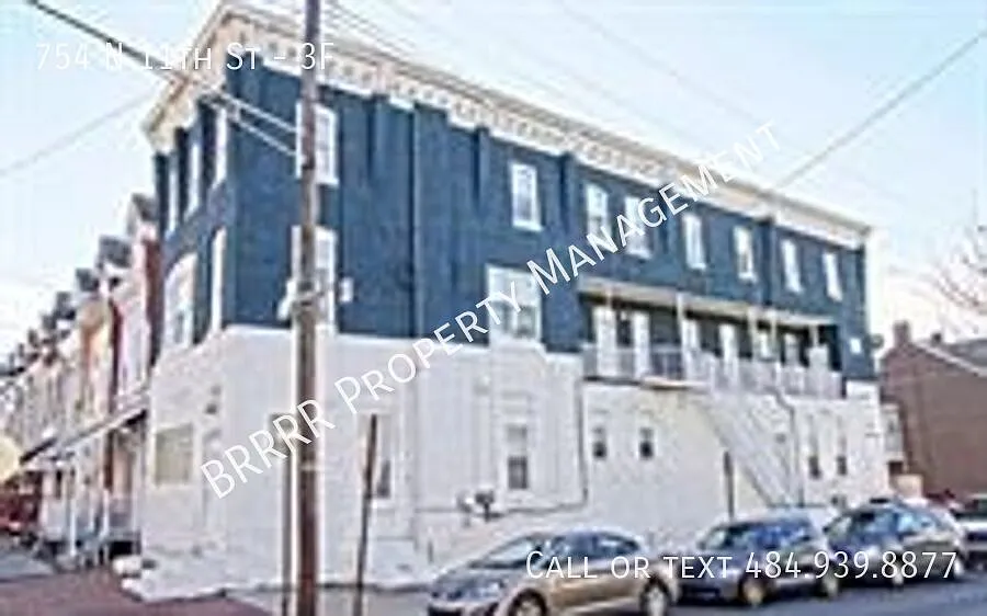 754 N 11th St #3F