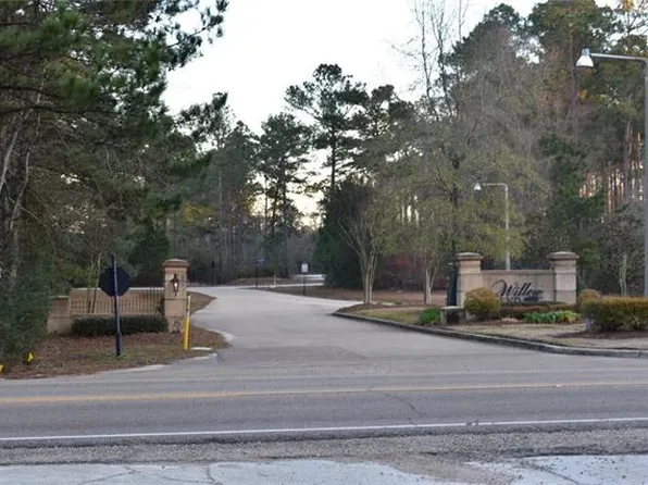 364 Red Gum Dr, Madisonville, LA 70447