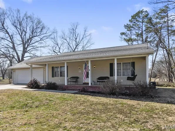 415 N Amity St, Benton, MO 63736