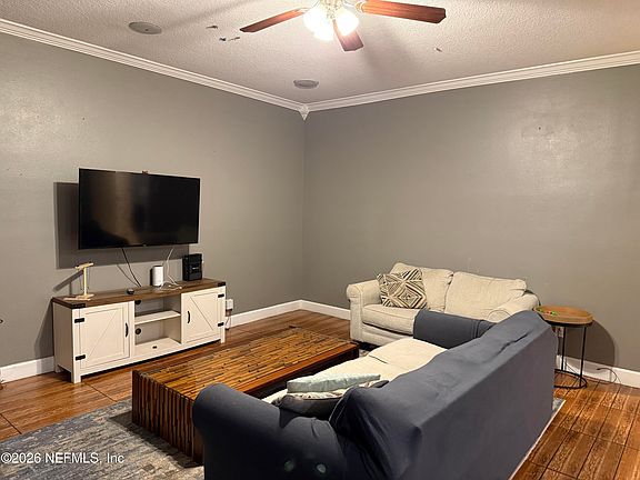 5th image of 12404 CADLEY Circle