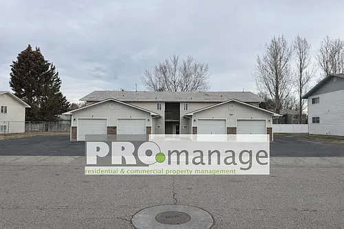 2185 Stace St #2 Photo 1