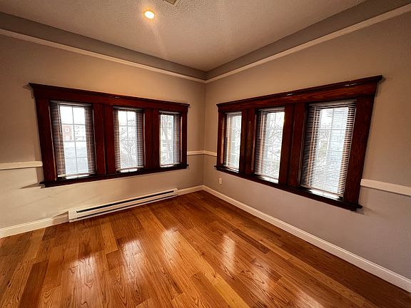 4th image of 36 Abbott St APT 4C