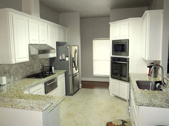 5th image of 7501 Sharon Lee Dr