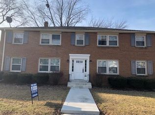 3215 S 48th St APT 4, Milwaukee, WI 53219