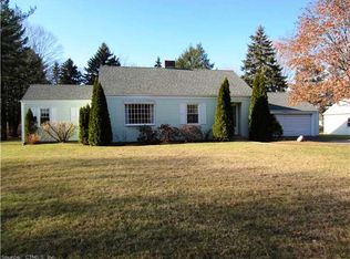 1054 Old Turnpike Rd, Plantsville, CT 06479