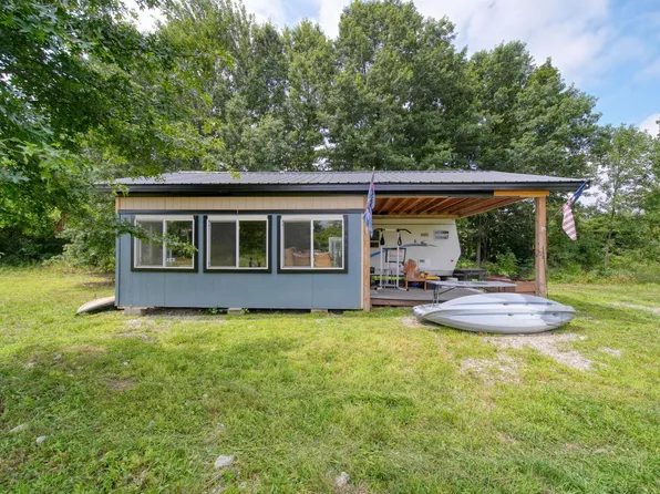 7433 Milan Oakville Rd, Milan, MI 48160