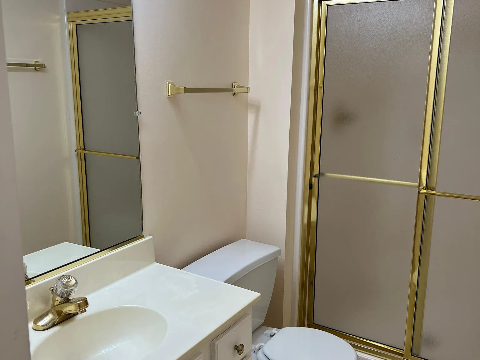 2 bed, 1258 sqft, $1,900 — Photo 3