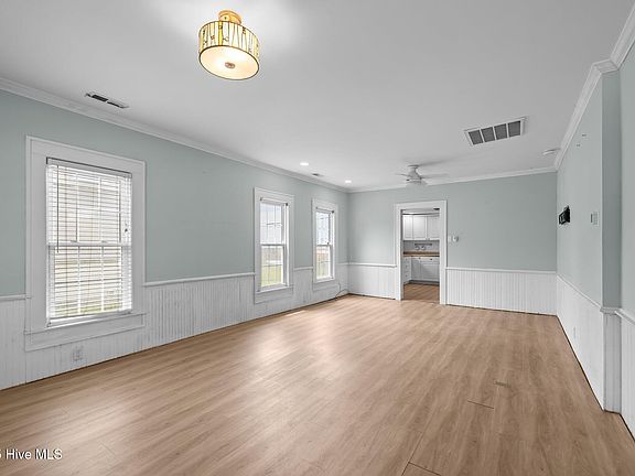 3rd image of 708 Fisher Street