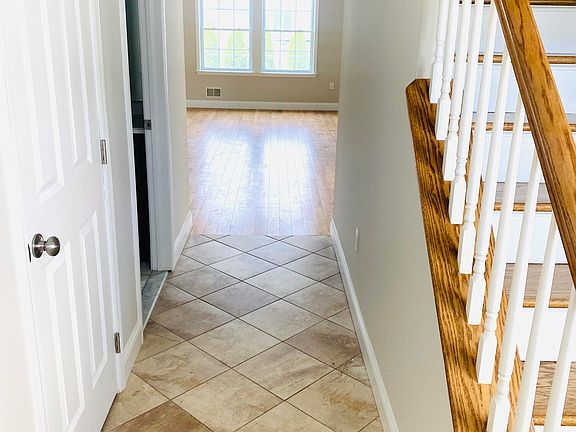 3rd image of 203 Longfellow Ave
