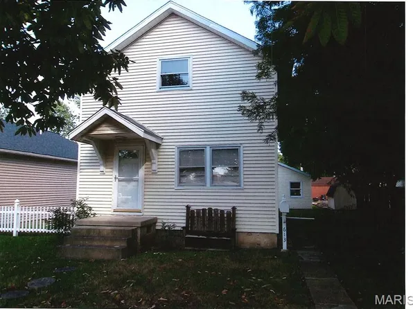 613 Washington St, Highland, IL 62249