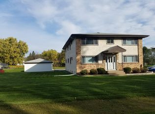 2071 Hillview Rd APT 4, New Brighton, MN 55112