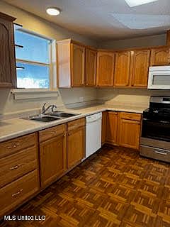 5th image of 322 Main St