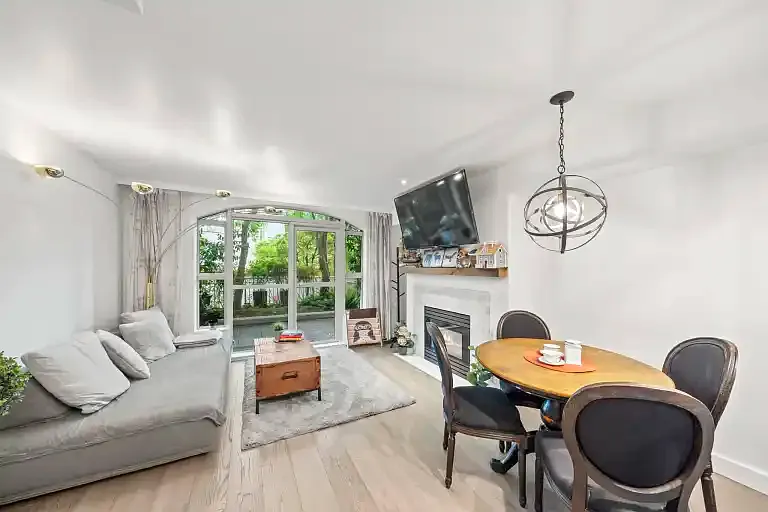 1111 Haro St #105 — Photo 1
