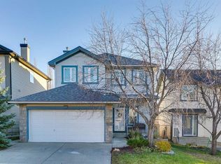 113 N Rockbluff Pl NW, Calgary, AB T3G 5B1