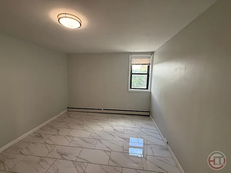 1747 Mahan Ave #1F — Photo 6