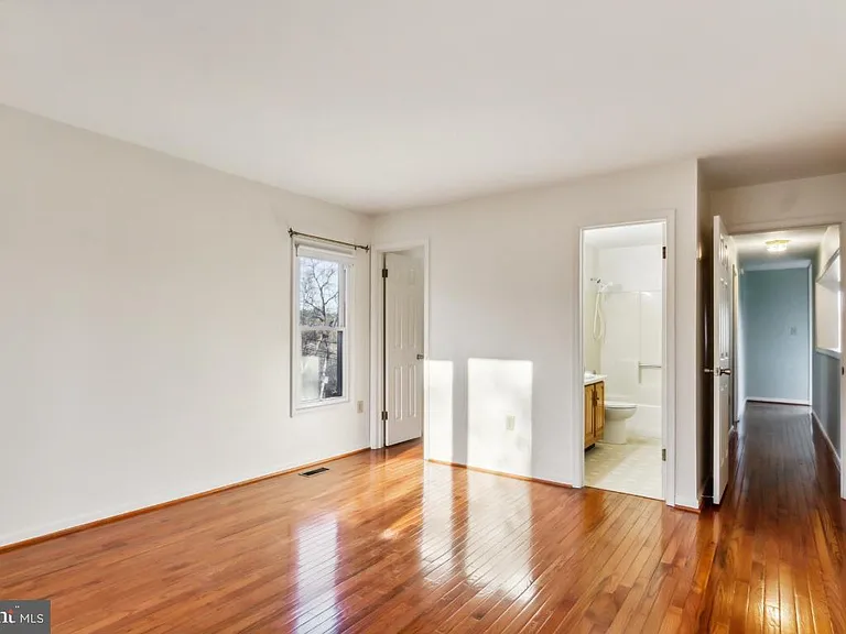 1232 Lakeview Dr — Photo 18