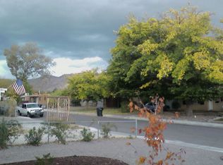 1207 Pitt St NE, Albuquerque, NM 87112