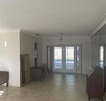 5th image of 3608 NE 23rd Ave